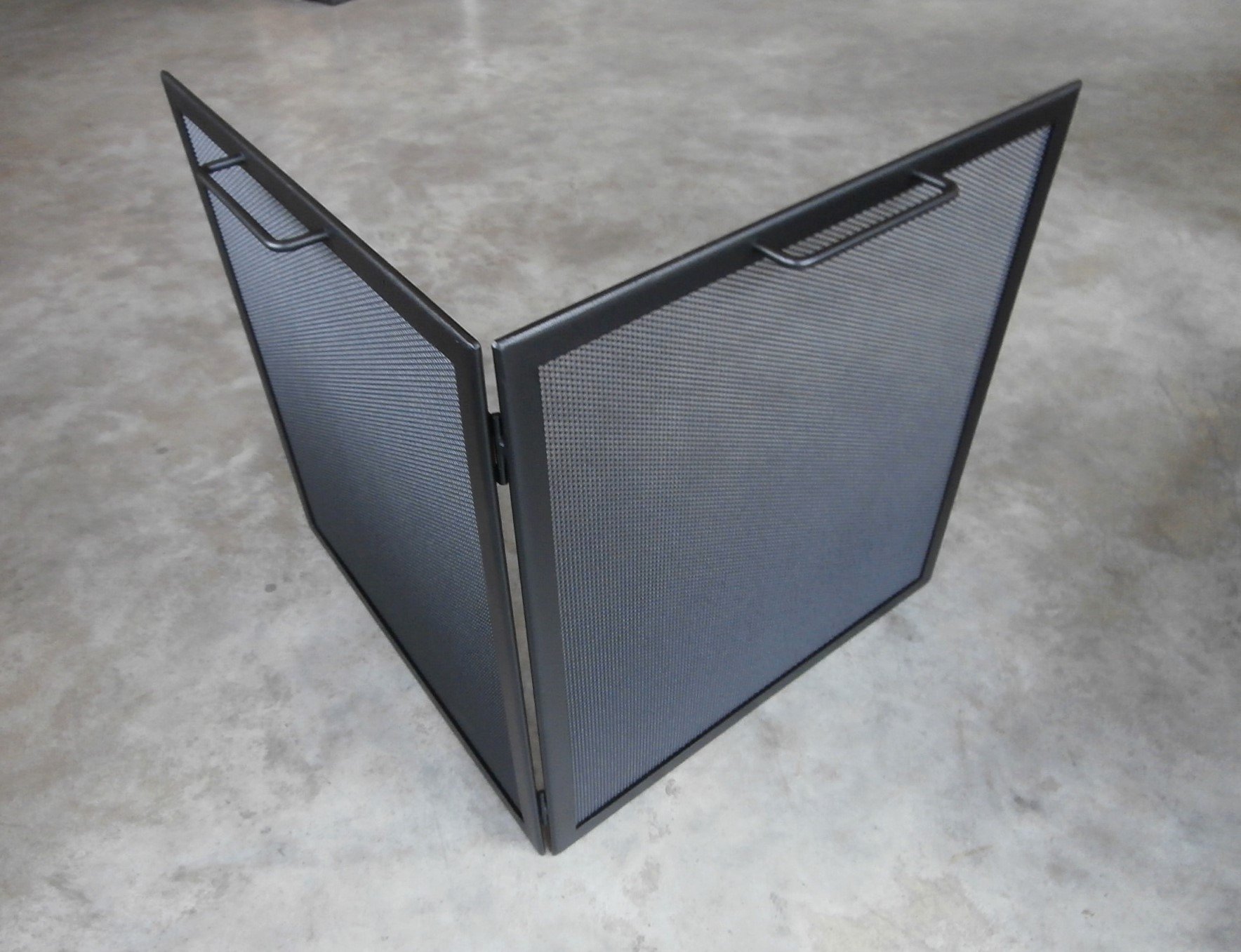 Scharnierend hoekscherm met handvatten